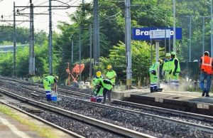 5 pekerja maut dirempuh kereta api laju