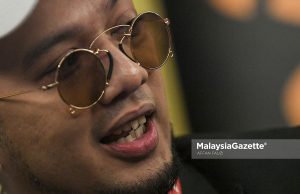 Caprice diarah simpan 31 hantaran mengenai Asyraf dalam arkib IG