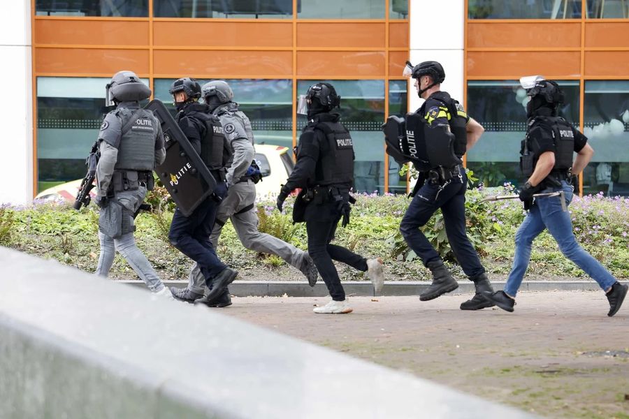 Penuntut universiti lepas tembakan, tiga maut di Rotterdam