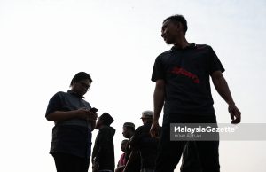 Keluar awal mengundi elak sesak