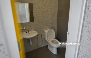 Penyelenggaraan tandas 310 sekolah di Sarawak ditangguh