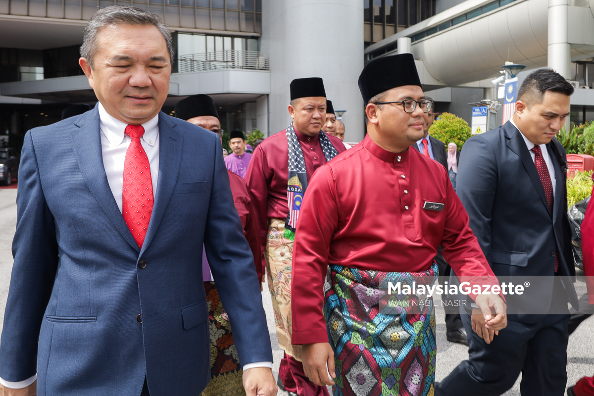 Penjawat Awam Selangor Dapat Dua Bulan Setengah BKK - Amirudin