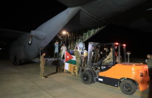 Jordan negara pertama guna pesawat tentera jatuhkan ubatan di Gaza