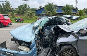 Lelaki maut dua kereta bertembung di Jalan Kuantan-Sungai Lembing