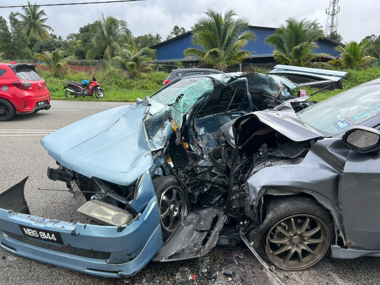 Lelaki Maut Dua Kereta Bertembung Di Jalan Kuantan-Sungai Lembing