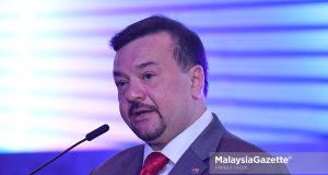 Amir Hamzah Azizan