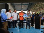 Mesin ATM guna tenaga solar pertama dalam ladang sawit Bandar Tun Razak