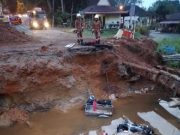 Tiga penunggang terhumban dalam parit, seorang maut