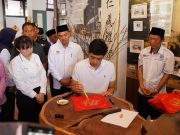 Tengku Hassanal santuni masyarakat Tionghoa Triang