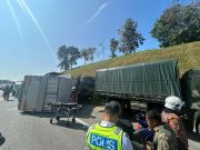 Tiga anggota tentera maut dalam kemalangan