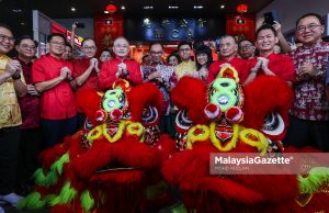 Sambutan Rumah Terbuka MCA meriah dengan kehadiran PM