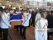 Allahyarham Taib Mahmud disolatkan di Masjid Negara