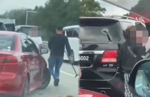 Pecah cermin kenderaan di lebuh raya, warga Singapura didenda RM5,500