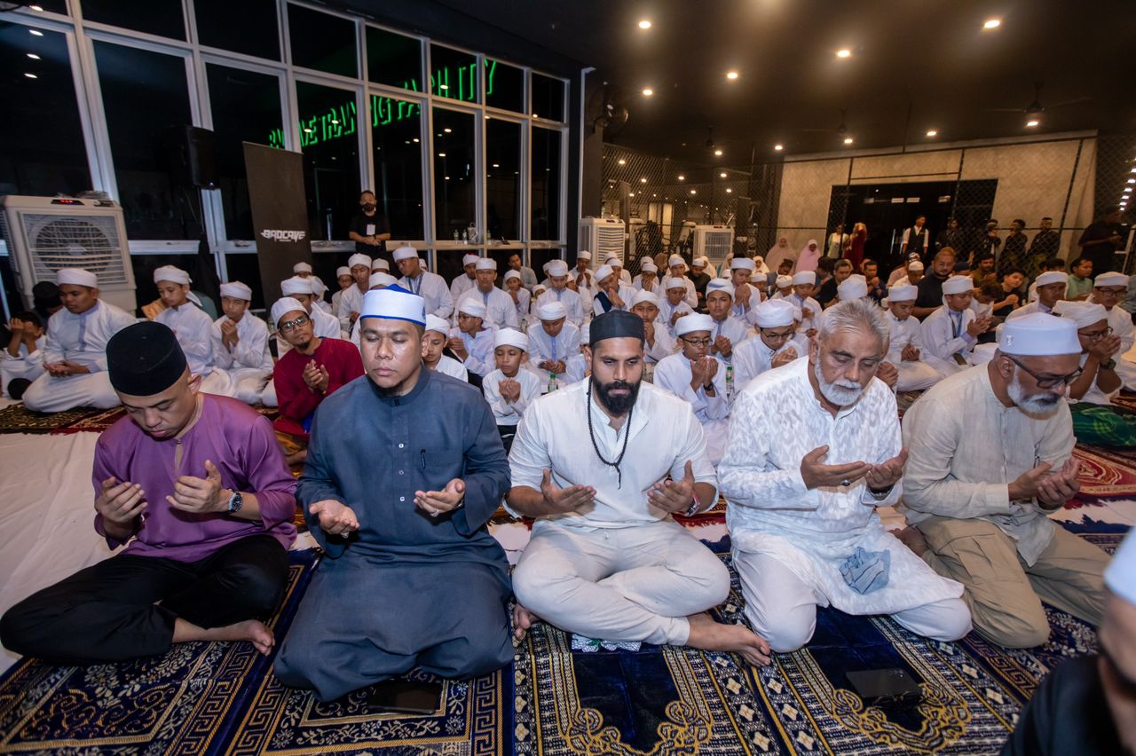 Ramadan bukan masa untuk bina otot tapi lebihkan ibadat – Murad