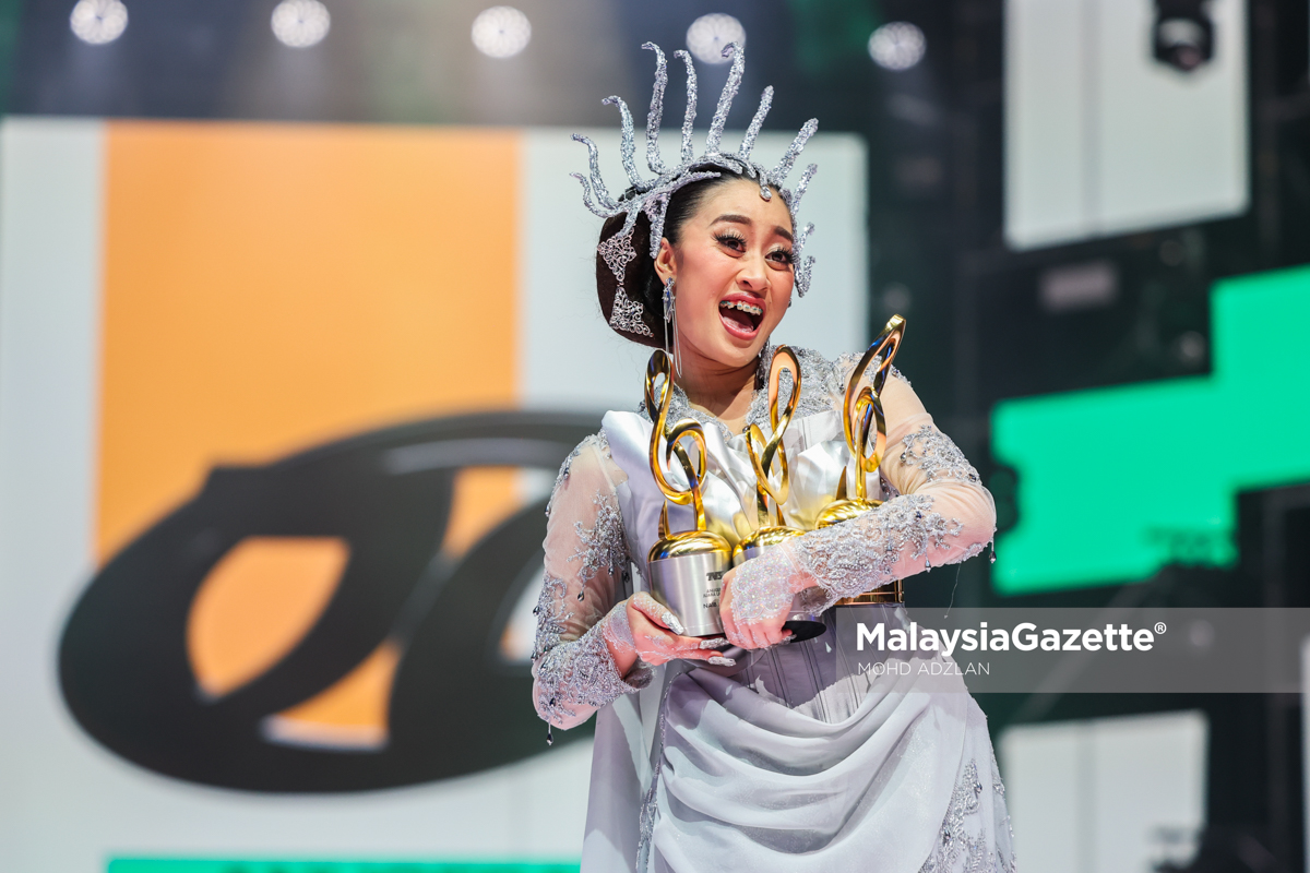 Amir Jahari 'Hasrat' Juara AJL38 36