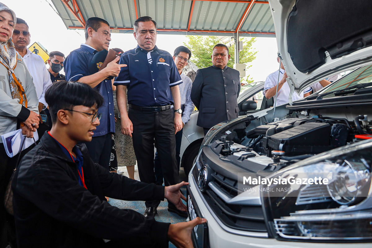 Pusat ujian komputer di institut memandu dibenarkan – Anthony Loke