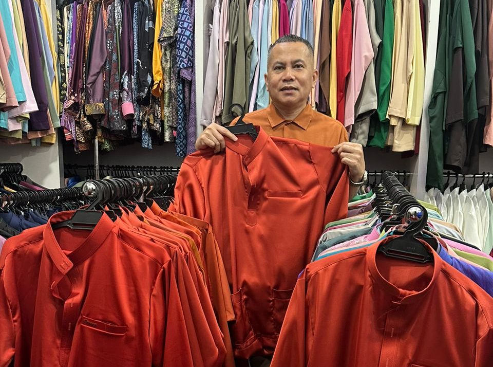 Baju Melayu atas talian bukan saingan tukang jahit seperti kami – Zulkifli