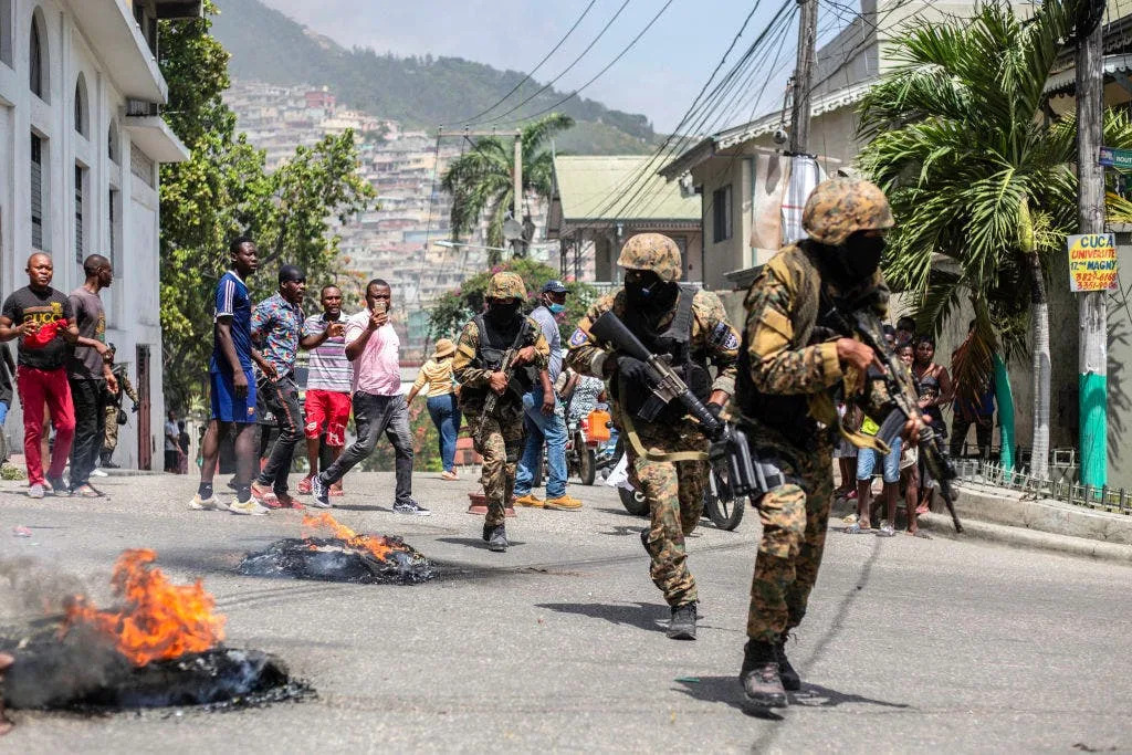 Serangan di penjara Haiti, ribuan banduan larikan diri