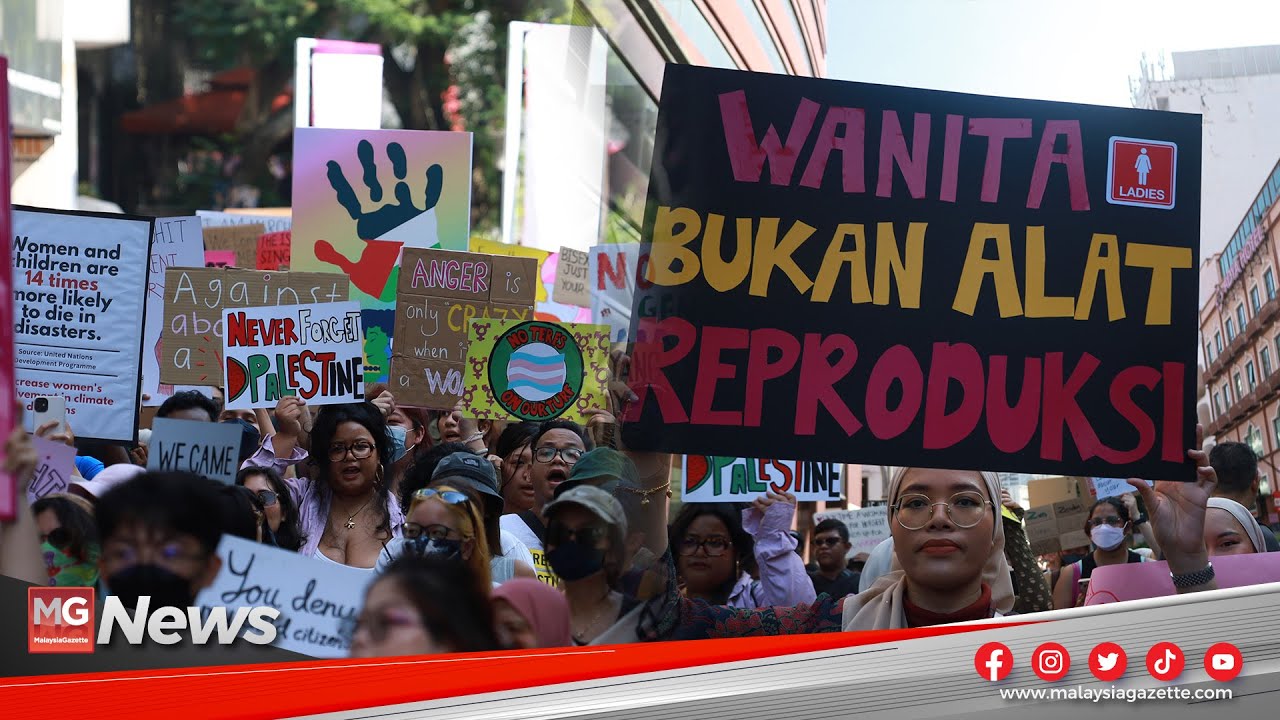 Suasana Perarakan Himpunan Wanita Di Sekitar Ibu Negara