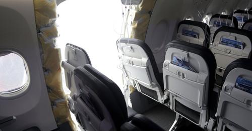 Pintu pesawat terbang: Tujuh penumpang saman Alaska Airlines, Boeing