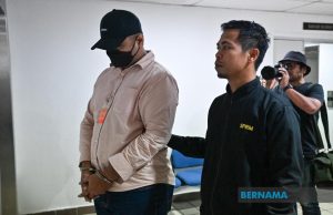 Anggota polis didakwa terima rasuah beri tembakau kepada tahanan lokap