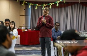 Presiden Parti Gerakan Rakyat Malaysia, Dominic Lau berucap pada Majlis Berbuka Puasa Parti Gerakan Rakyat Malaysia bersama Media 2024 di Menara PGRM, Kuala Lumpur. Foto WAN NABIL NASIR, 01 APRIL 2024.