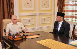 Pengasas KK Mart mengadap Agong mohon maaf kepada baginda, umat Islam