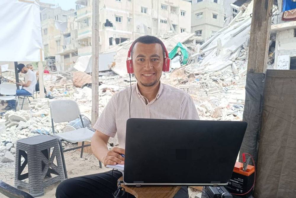 Perang, terpisah dengan isteri, anak tidak halang pelajar PhD USIM ambil ujian di Gaza