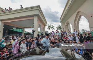 Anwar Ibrahim di Masjid Kampung Sungai Merab