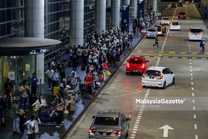 WARGA ASING KLIA