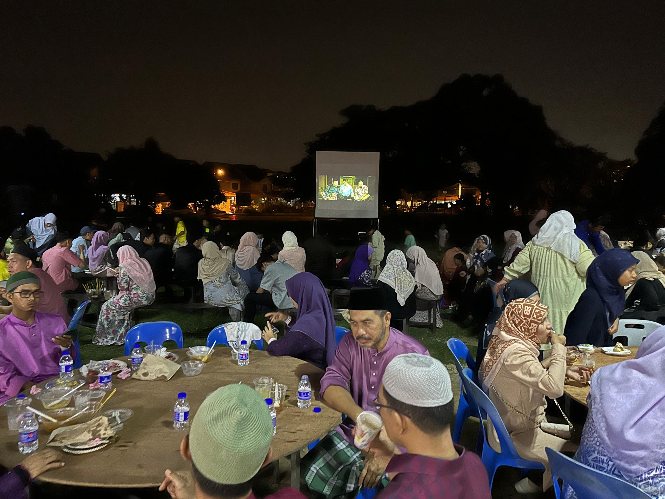 Wayang pacak meriahkan sambutan Aidilfitri Jalan 7/3 Bandar Baru Bangi