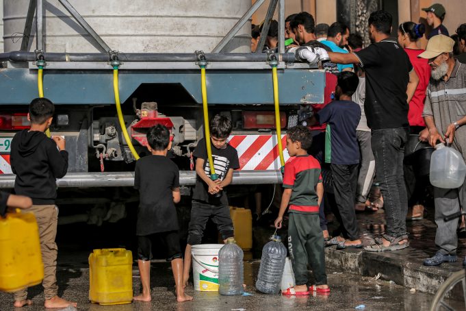 PALESTINIAN-ISRAEL-CONFLICT-DISPLACED
