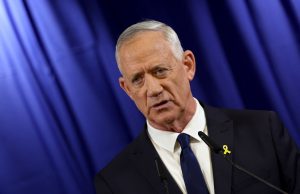 Kerajaan Israel berkecamuk, menteri perang letak jawatan
