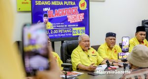 Presiden Parti Putra, Datuk Ibrahim Ali bercakap ketika mengadakan sidang media Isu Black Rock di Bilik Mesyuarat Ibu Pejabat Putra, Kuala Lumpur. Foto SYADILA AMARI, 22 JUN 2024.