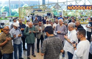 Ismail Sabri tunai haji bersama isteri