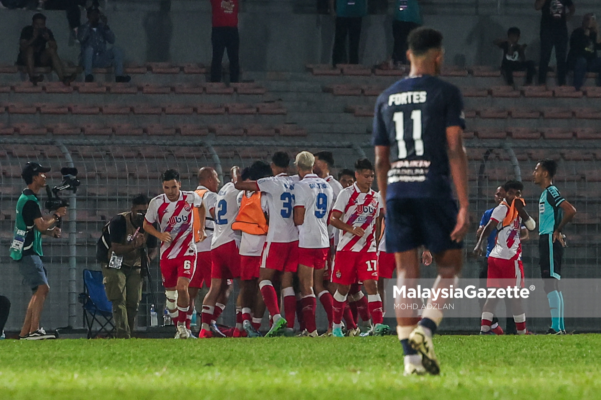 Aksi Perlawanan KL City vs Selangor FC 1 18