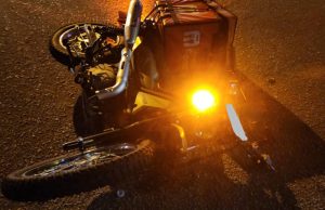 Pemuda maut motosikal ditunggang rempuh kereta belok tiba-tiba