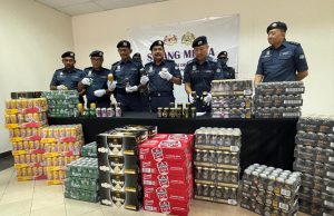 Rumah terbiar jadi stor simpanan arak seludup diserbu