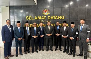 Sanusi, ADUN Kedah buat lawatan rasmi ke Parlimen