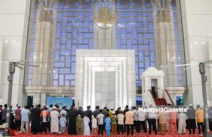 Orang ramai dijemput berbuka puasa bersama PM esok