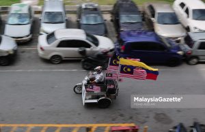Ada rakyat tidak tahu bendera simbol kedaulatan, kemerdekaan negara – Tun M