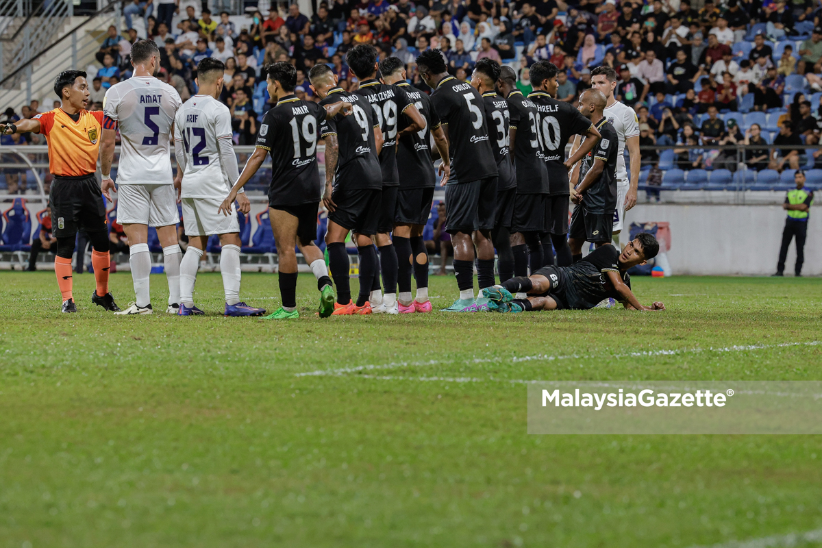 Perlawanan Liga Super PDRM Ikat JDT 1 24