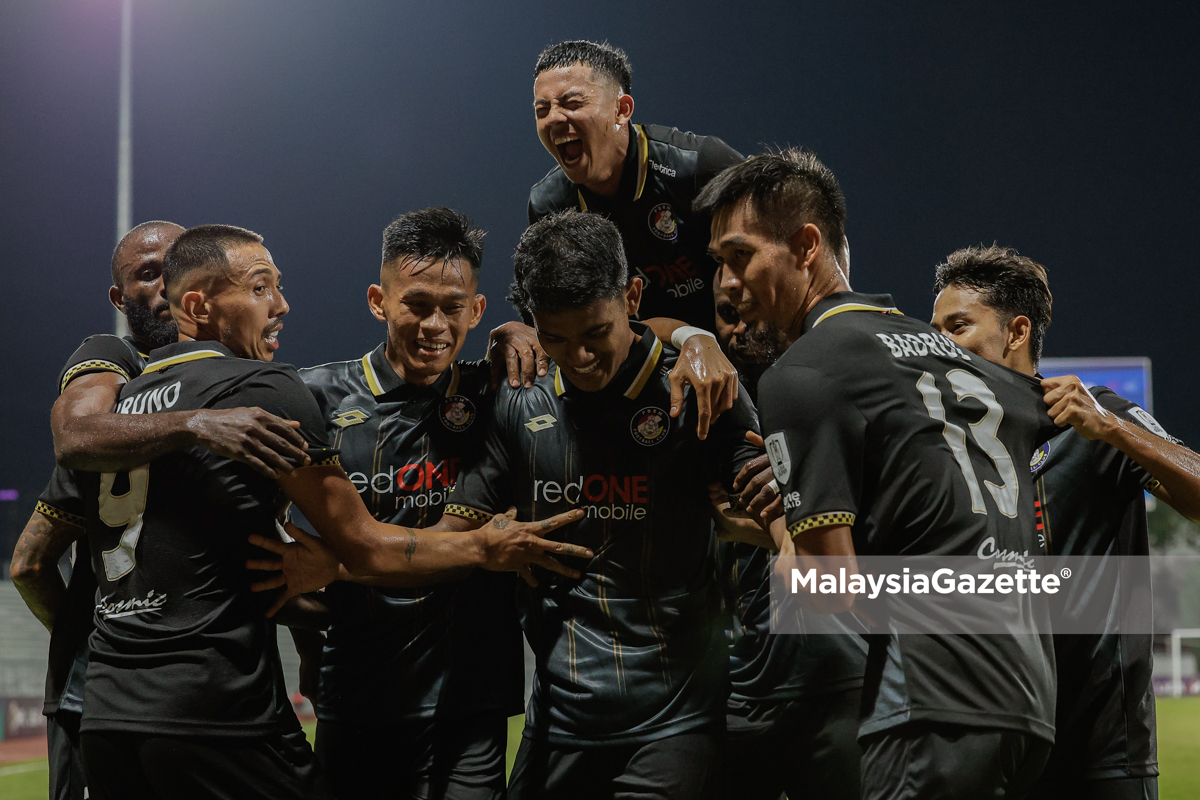 Perlawanan Liga Super PDRM Ikat JDT 1