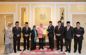 Agong dipersembah laporan lengkap RCI Batu Puteh, Batuan Tengah dan Tubir Selatan
