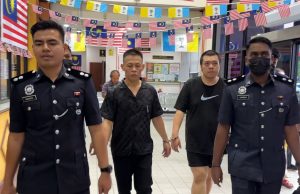 Dua lelaki didakwa tipu jual beli jongkong emas palsu