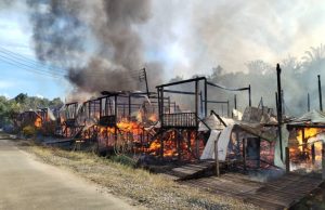 350 hilang tempat tinggal rumah panjang terbakar di Bintulu