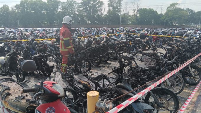 Kebakaran motosikal-1