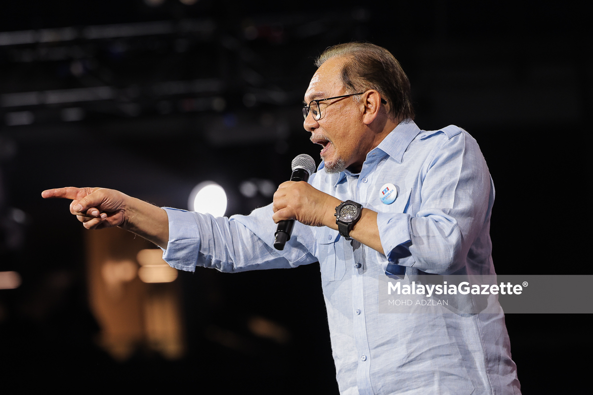 Anwar cabar pembangkang bawa usul undi tak percaya padanya