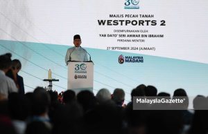 Saingan makin sengit, pengendali pelabuhan perlu pantas -PM