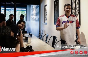 MGNews: PRK DUN Mahkota: Kita Kena Kerja Kuat, Saya Tak Mahu Campuri Urusan Mereka – Azmin